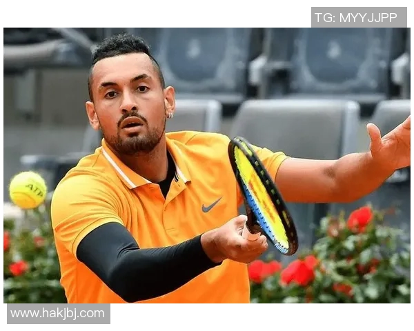 克耶高斯与瓦林卡激战再续网球场上的巅峰对决引发热议