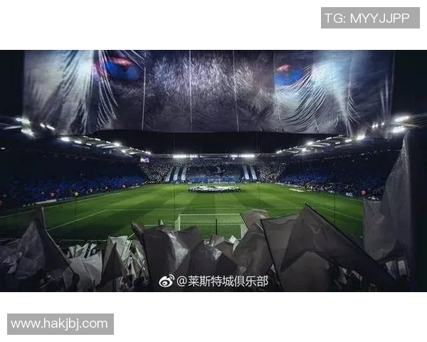 马德里竞技与莱斯特城巅峰对决海报展现激情与荣耀